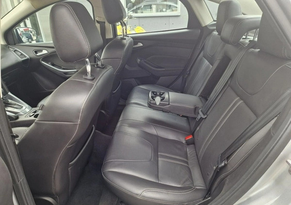 Ford Focus cena 25990 przebieg: 279444, rok produkcji 2012 z Staszów małe 497